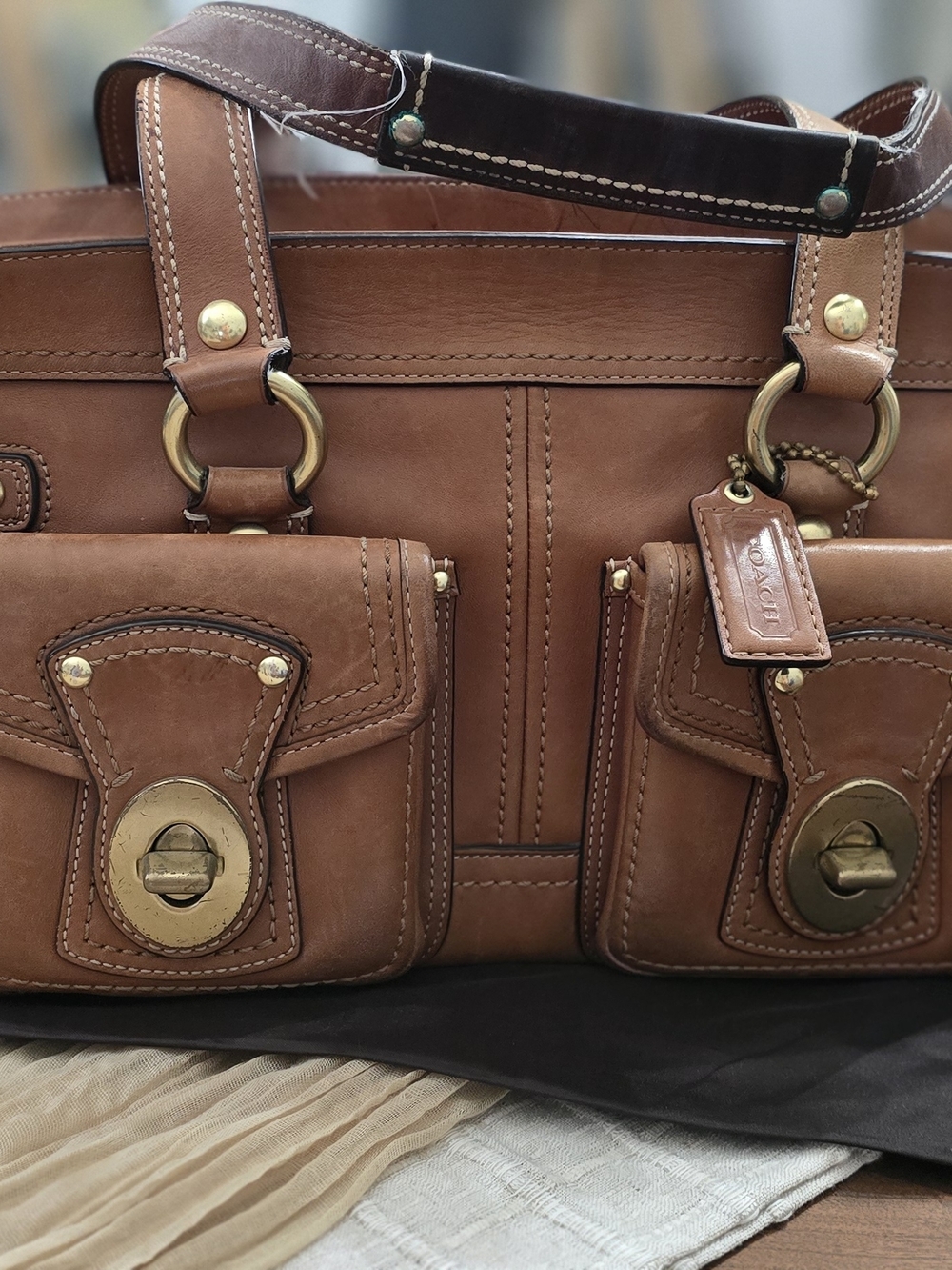 VINTAGE Coach Tan Brown Leather Shoulder Bag with Front Pocket Details